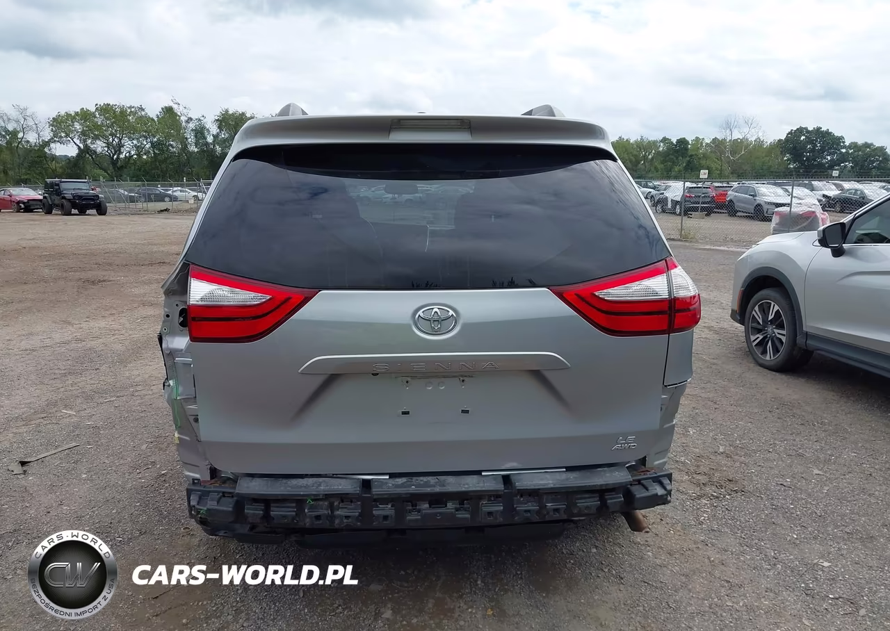 2015 Toyota Sienna Le 7 Passenger VIN:5TDJK3DC8FS106156 - 17