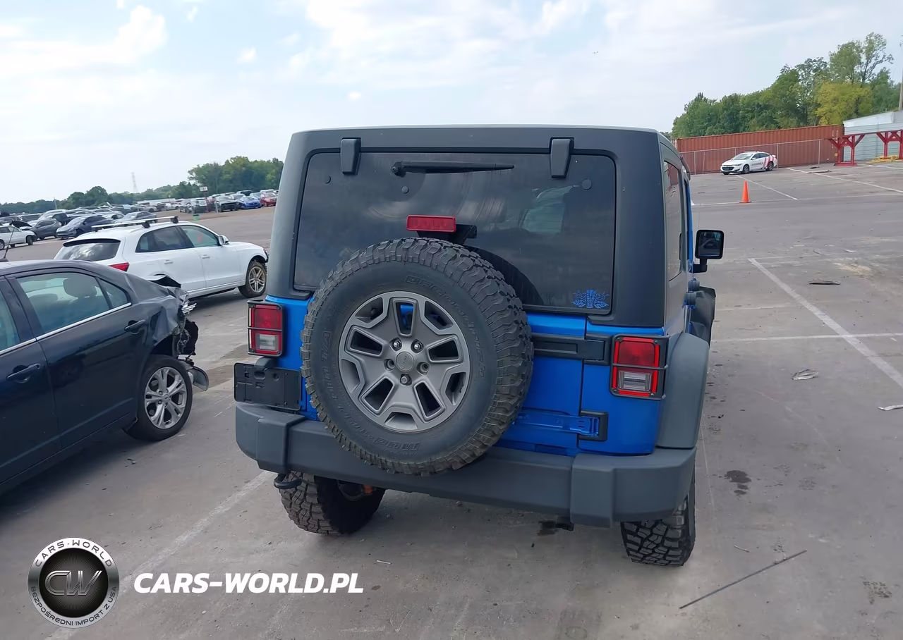 2015 Jeep Wrangler Unlimited Rubicon VIN:1C4BJWFG6FL631307 - 17