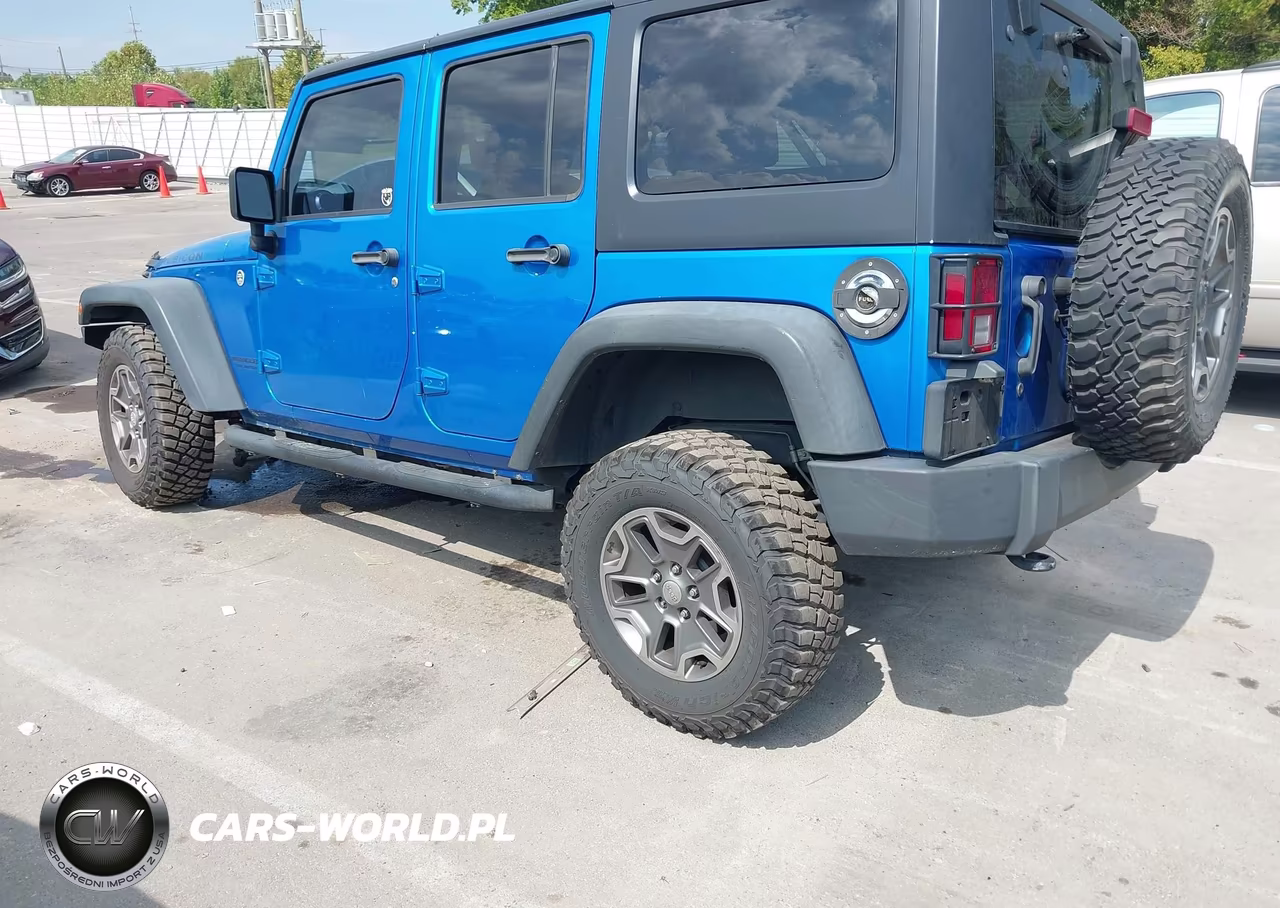 2015 Jeep Wrangler Unlimited Rubicon VIN:1C4BJWFG6FL631307 - 3