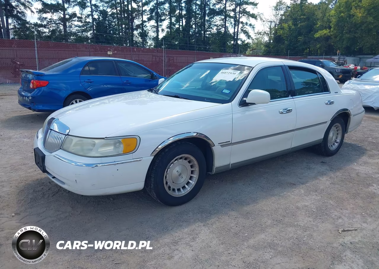 1998 Lincoln Town Car Executive VIN:1LNFM81W4WY625975 - 2