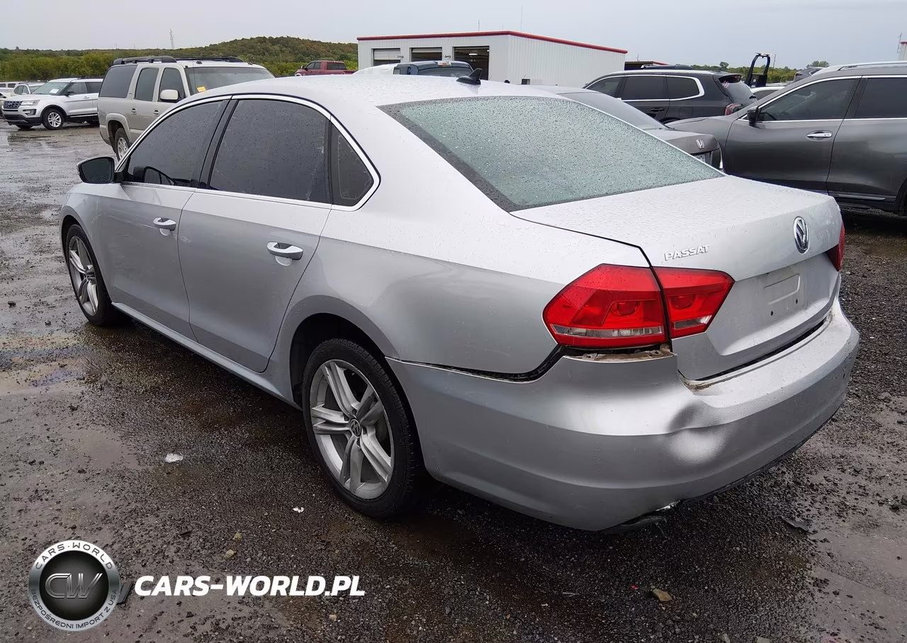 2014 Volkswagen Passat 1.8T Se VIN:1VWBS7A35EC057821 - 3