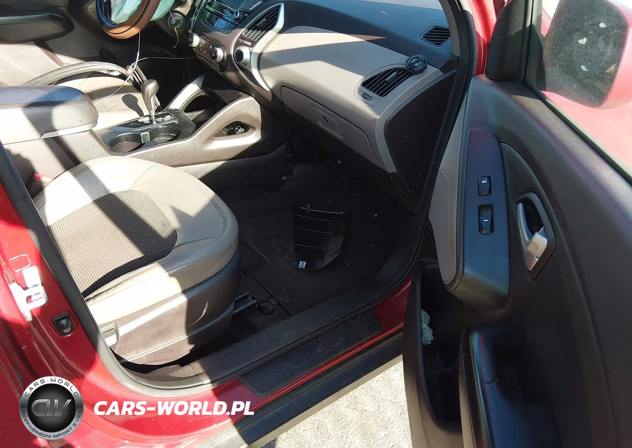 2011 Hyundai Tucson Gls VIN:KM8JU3AC7BU194374 - 5