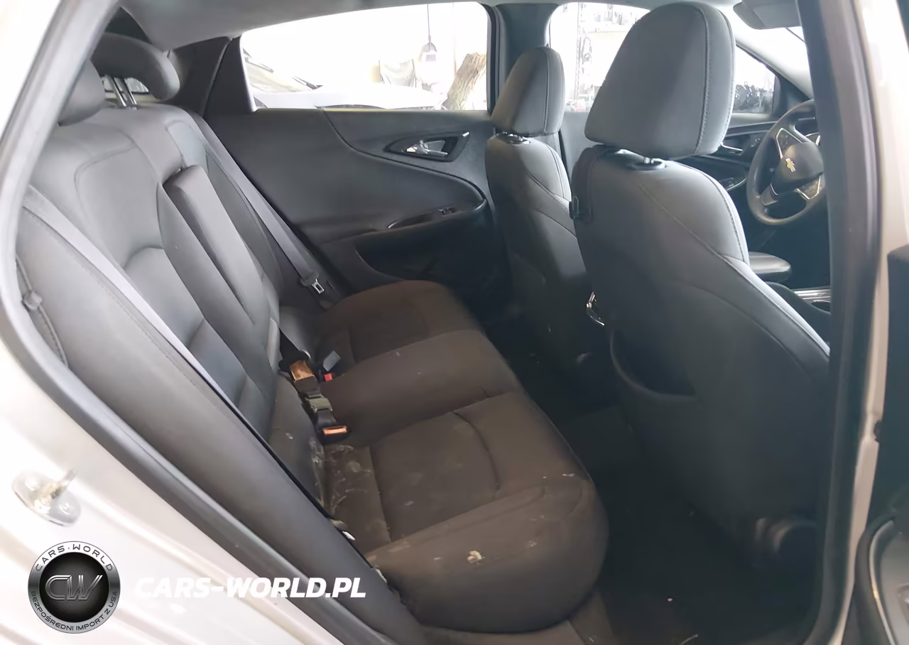 2019 Chevrolet Malibu Lt VIN:1G1ZD5ST7KF141026 - 8