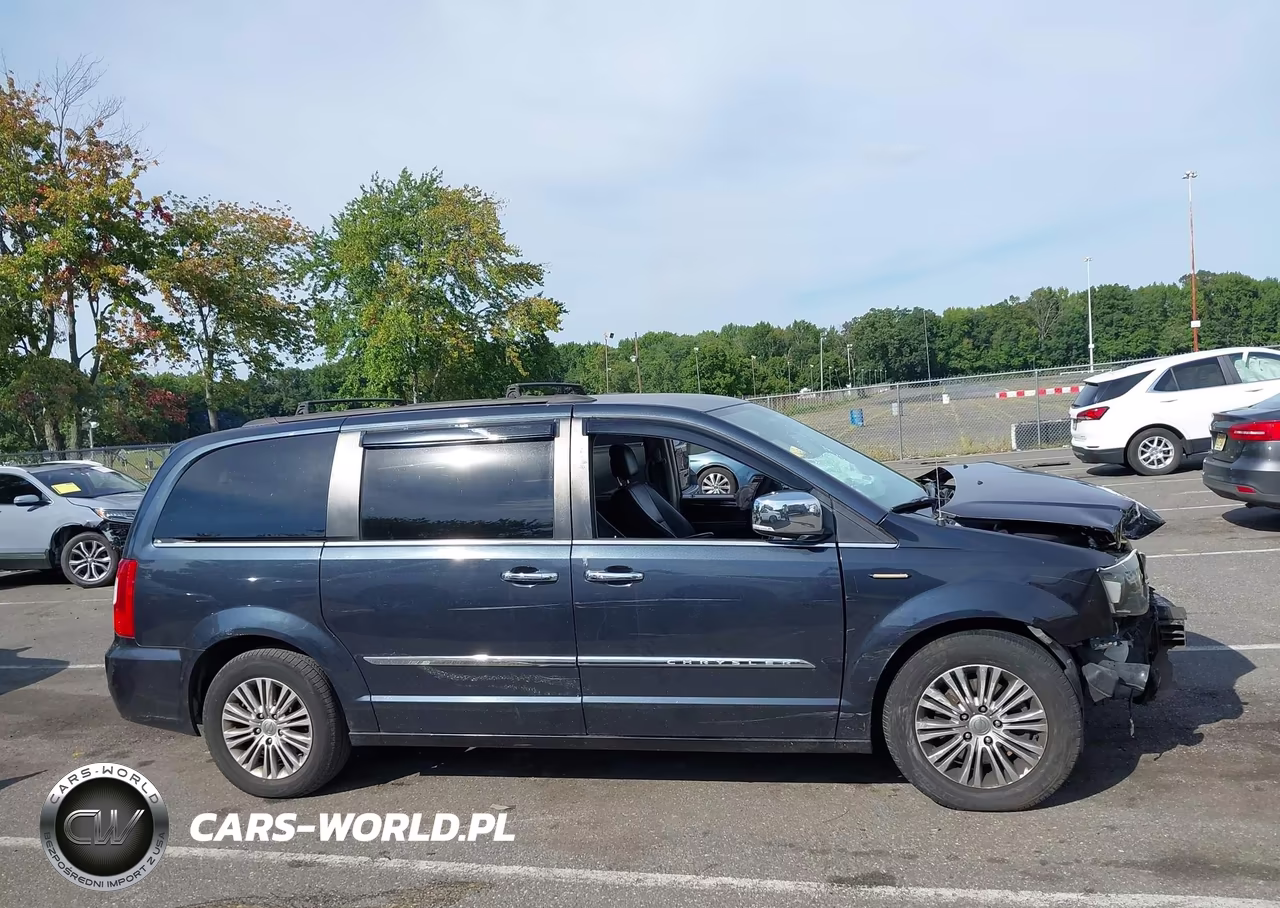2014 Chrysler Town & Country Touring-L VIN:2C4RC1CG1ER108136 - 12