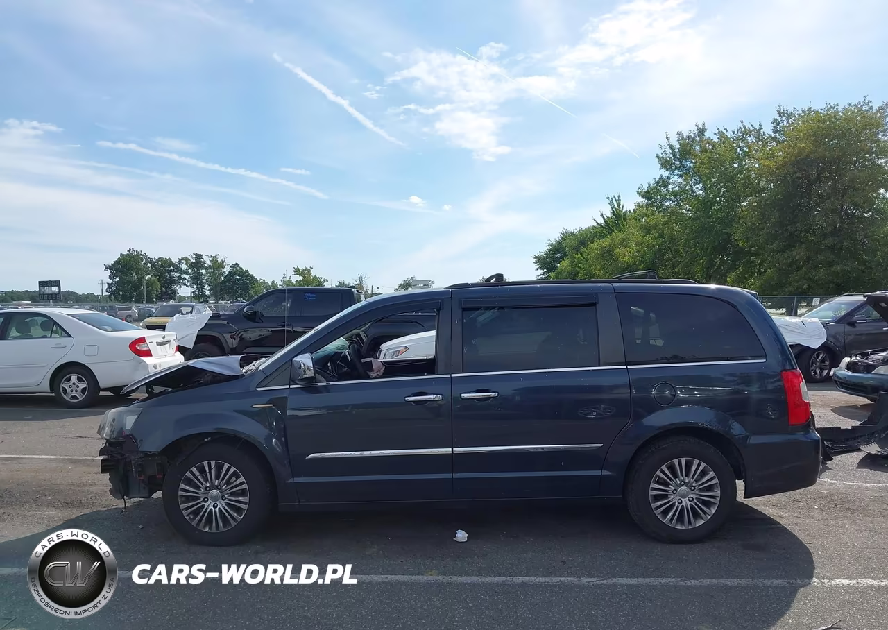 2014 Chrysler Town & Country Touring-L VIN:2C4RC1CG1ER108136 - 13