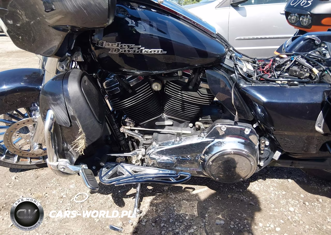 2019 Harley-Davidson Flhx VIN:1HD1KBC18KB681321 - 9