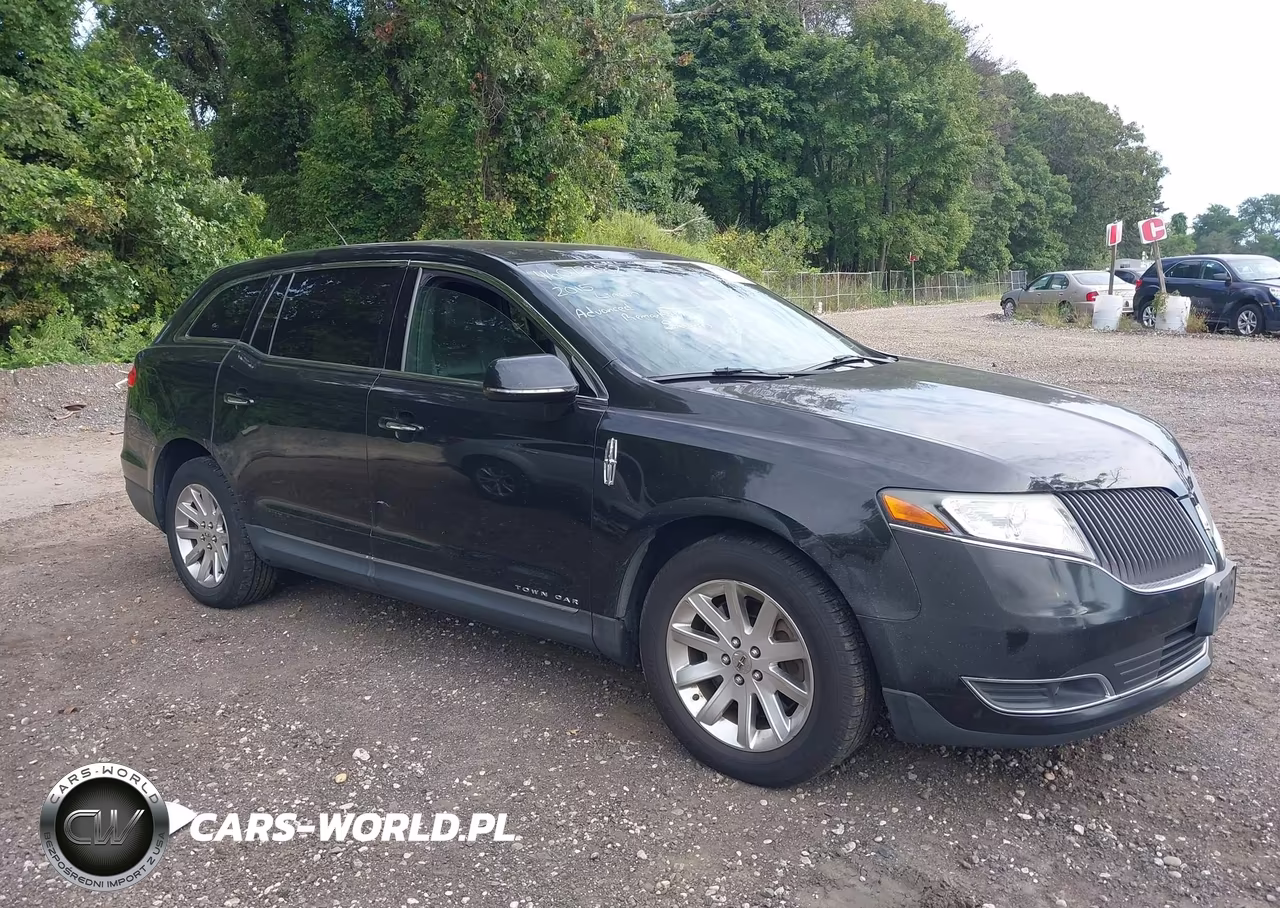 2015 Lincoln Mkt Livery VIN:2LMHJ5NK3FBL04647 - 13