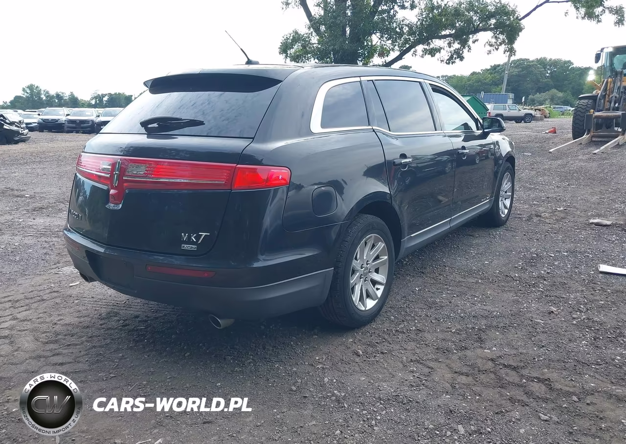 2015 Lincoln Mkt Livery VIN:2LMHJ5NK3FBL04647 - 4