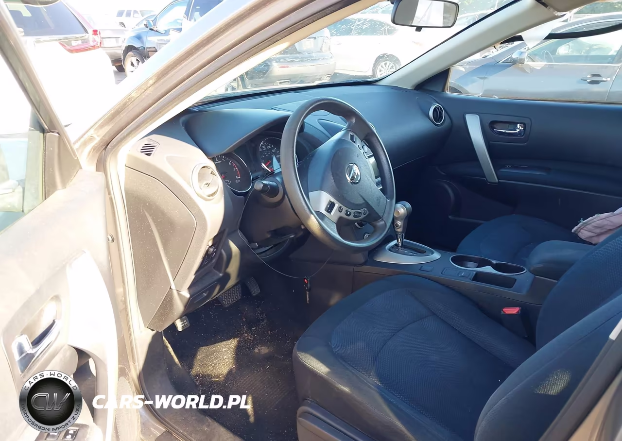 2014 Nissan Rogue Select S VIN:JN8AS5MV8EW719202 - 5
