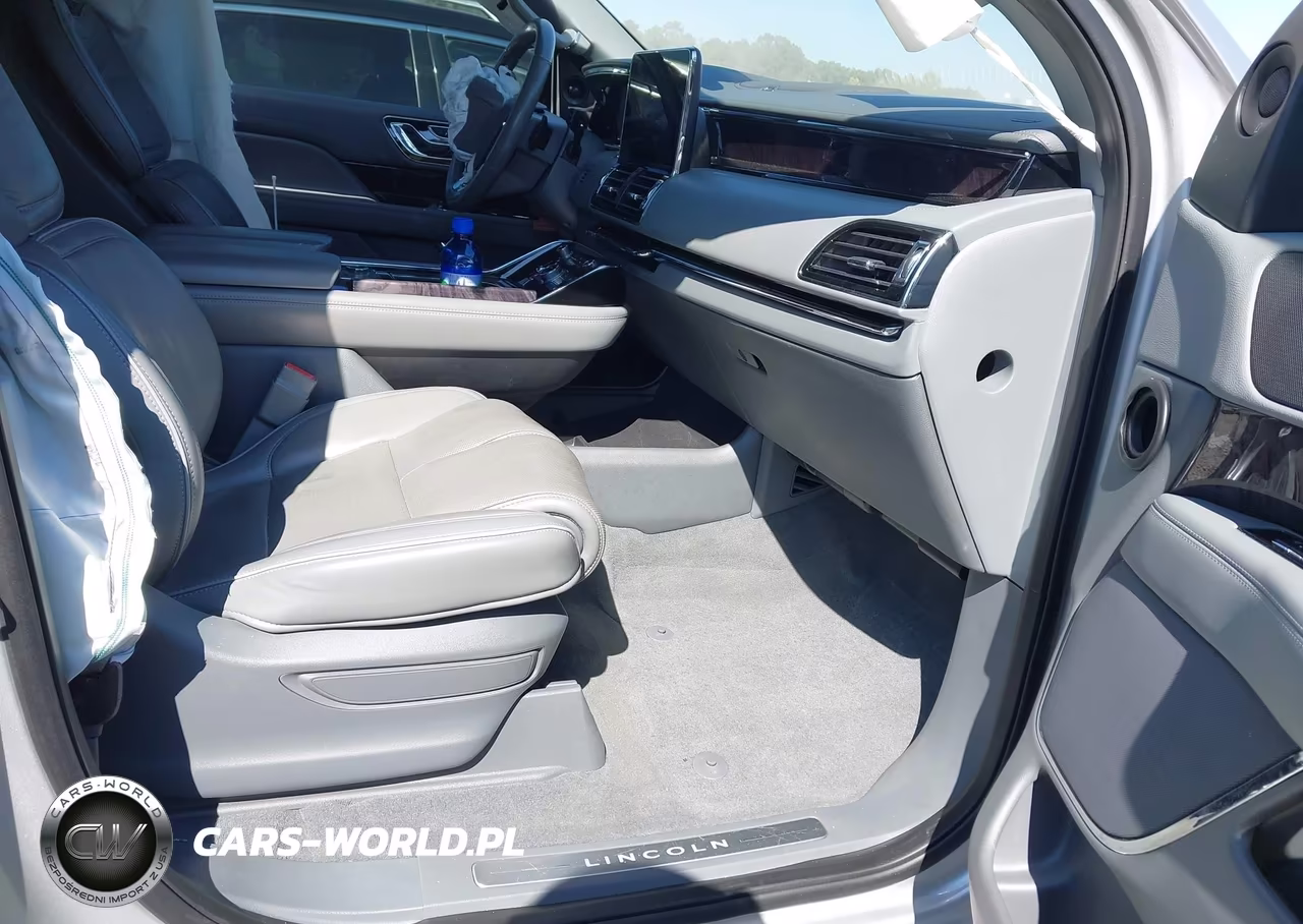 2019 Lincoln Navigator Reserve VIN:5LMJJ2LT0KEL25636 - 5