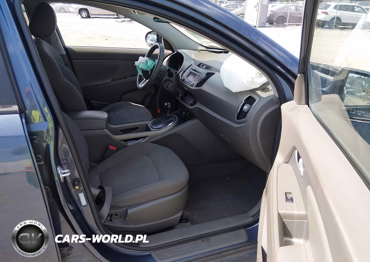 2011 Kia Sportage Lx VIN:KNDPB3A23B7015371 - 5