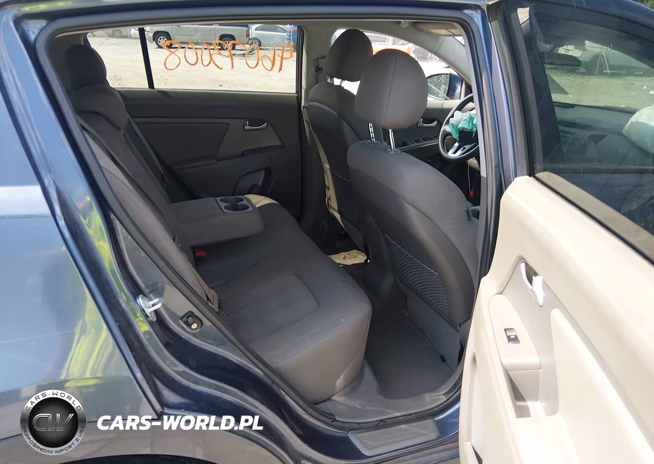 2011 Kia Sportage Lx VIN:KNDPB3A23B7015371 - 8