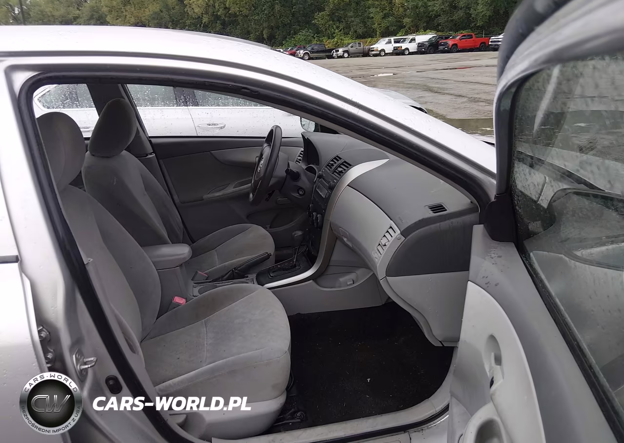 2009 Toyota Corolla VIN:JTDBL40E99J055024 - 5