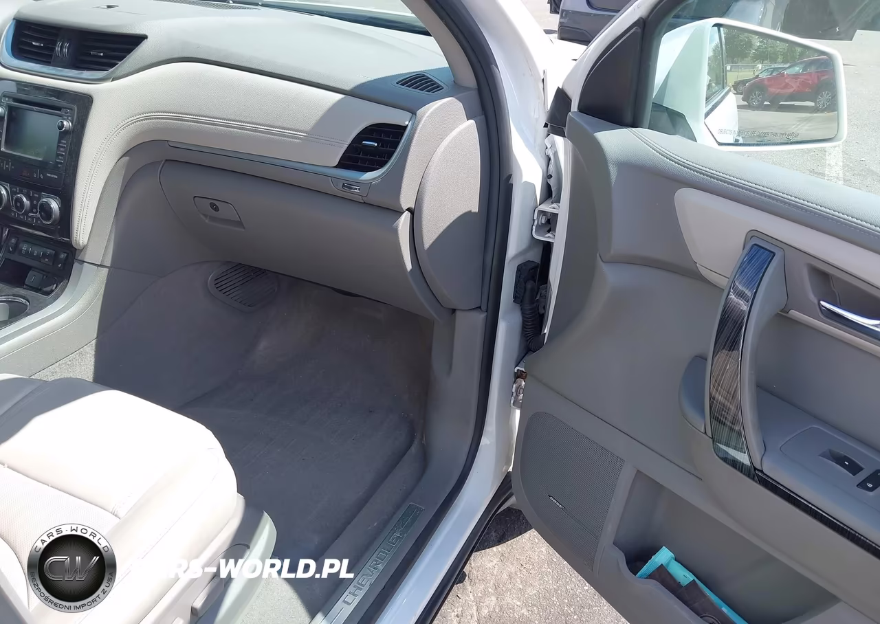 2017 Chevrolet Traverse Premier VIN:1GNKVJKD1HJ238789 - 5