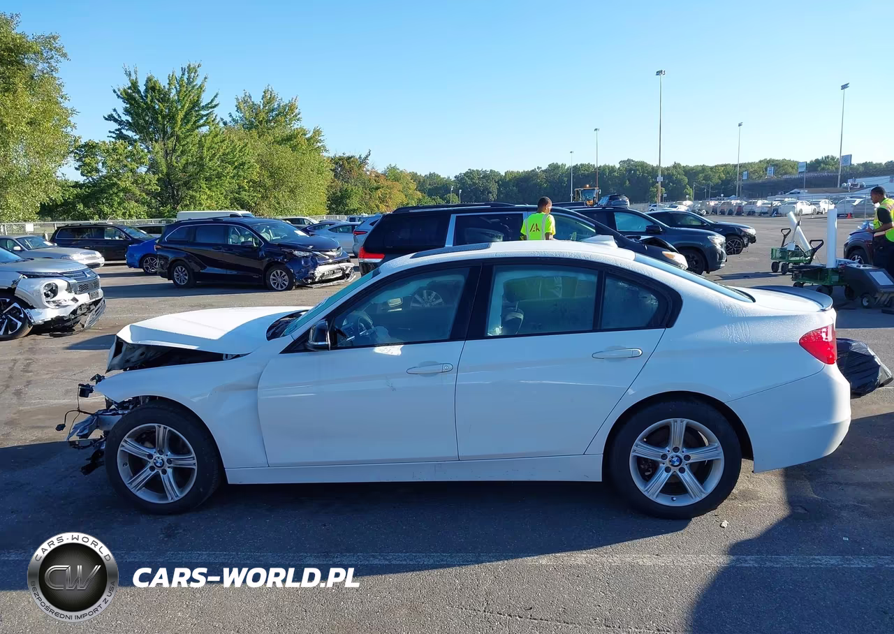 2014 BMW 320I xDrive VIN:WBA3C3C5XEF987107 - 13