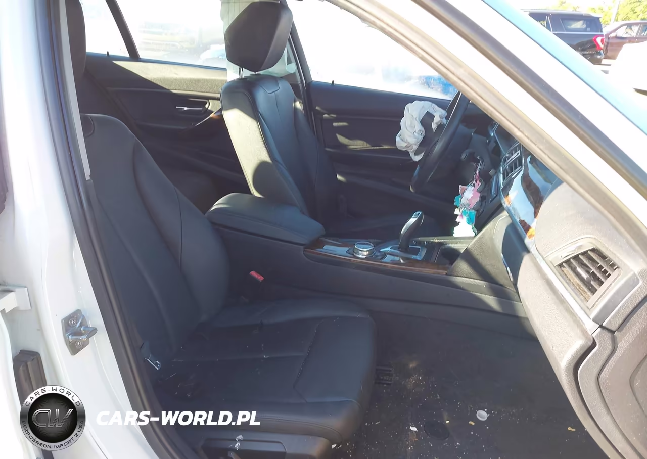 2014 BMW 320I xDrive VIN:WBA3C3C5XEF987107 - 5