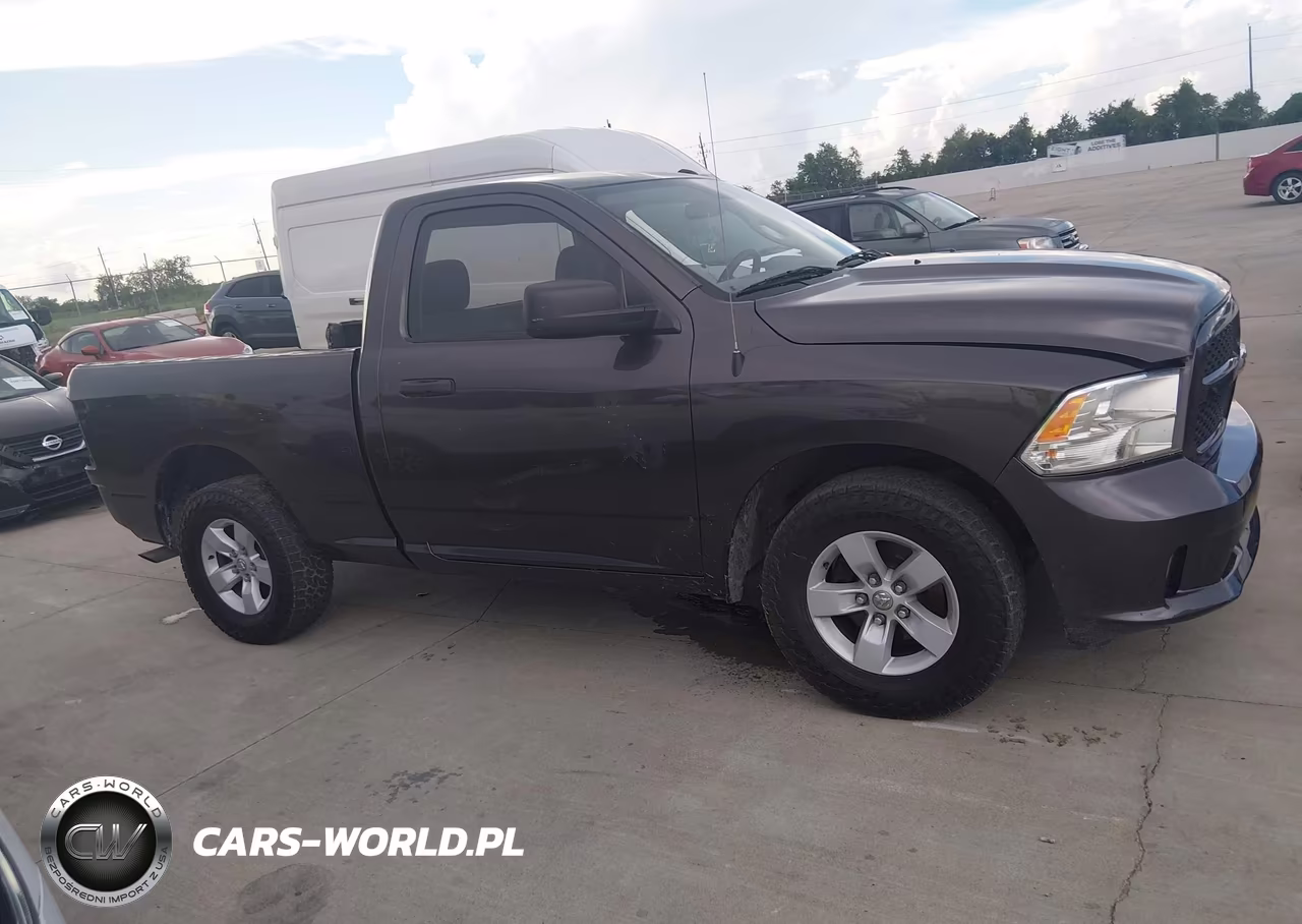 2018 Ram 1500 Express 4X2 6'4 Box VIN:3C6JR6AG0JG154396 - 12