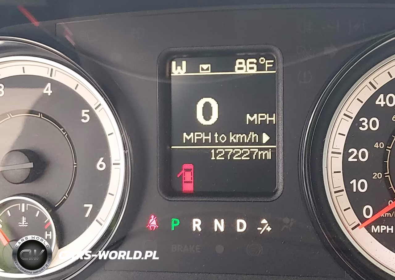 2018 Ram 1500 Express 4X2 6'4 Box VIN:3C6JR6AG0JG154396 - 14
