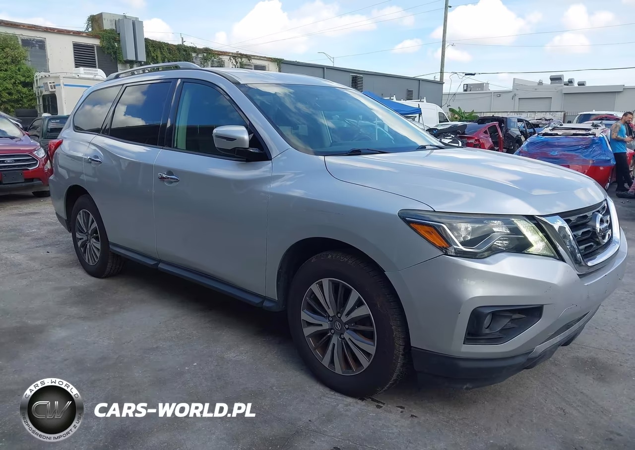 2019 Nissan Pathfinder Sv