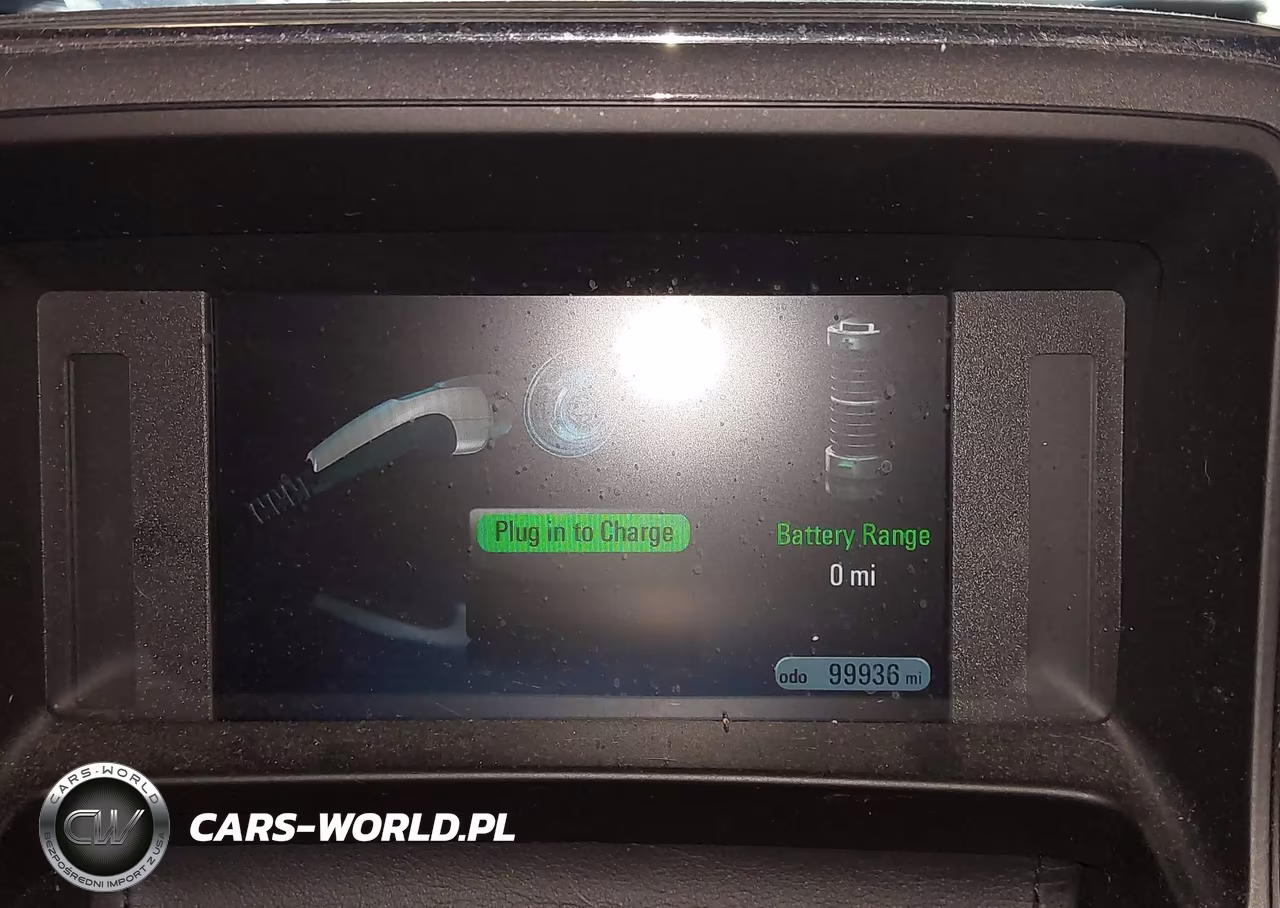 2013 Chevrolet Volt VIN:1G1RB6E4XDU145697 - 13