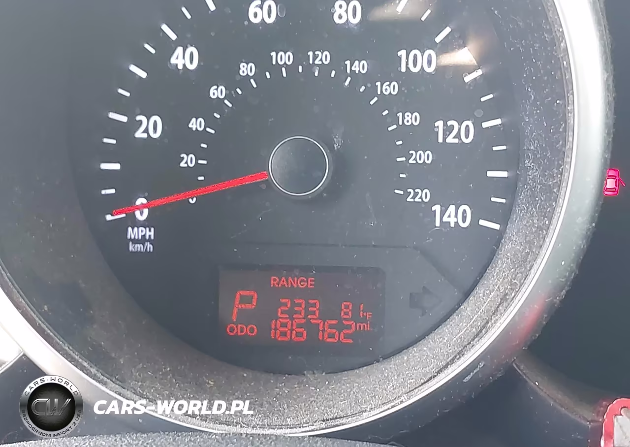2013 Kia Soul + VIN:KNDJT2A64D7491003 - 15