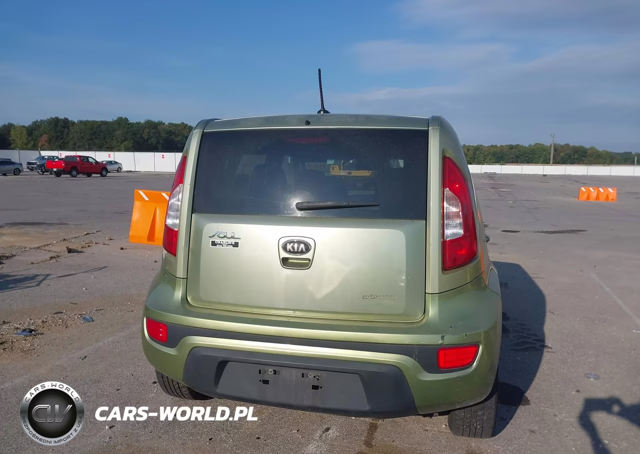 2013 Kia Soul + VIN:KNDJT2A64D7491003 - 16