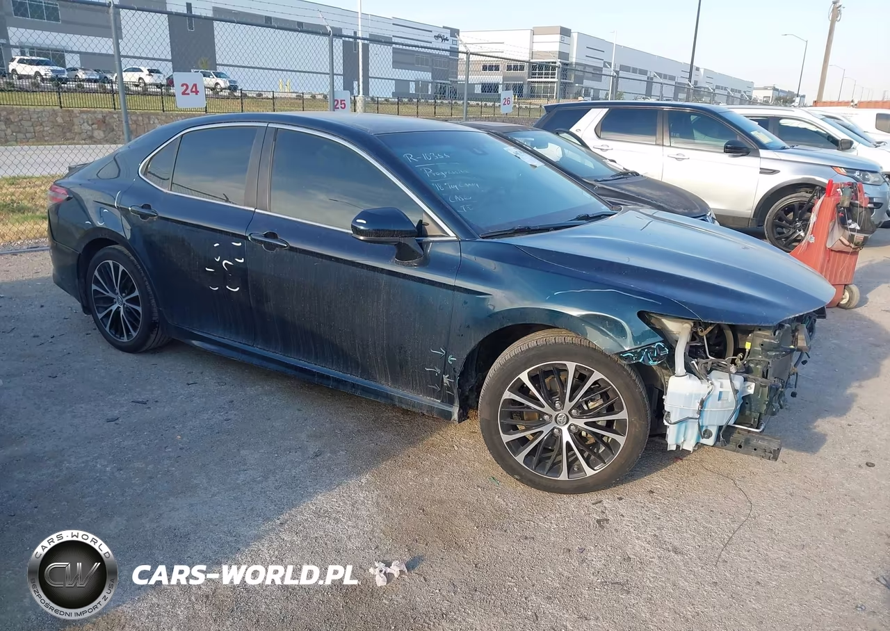 2018 Toyota Camry Se – zdjęcie 1 z 16