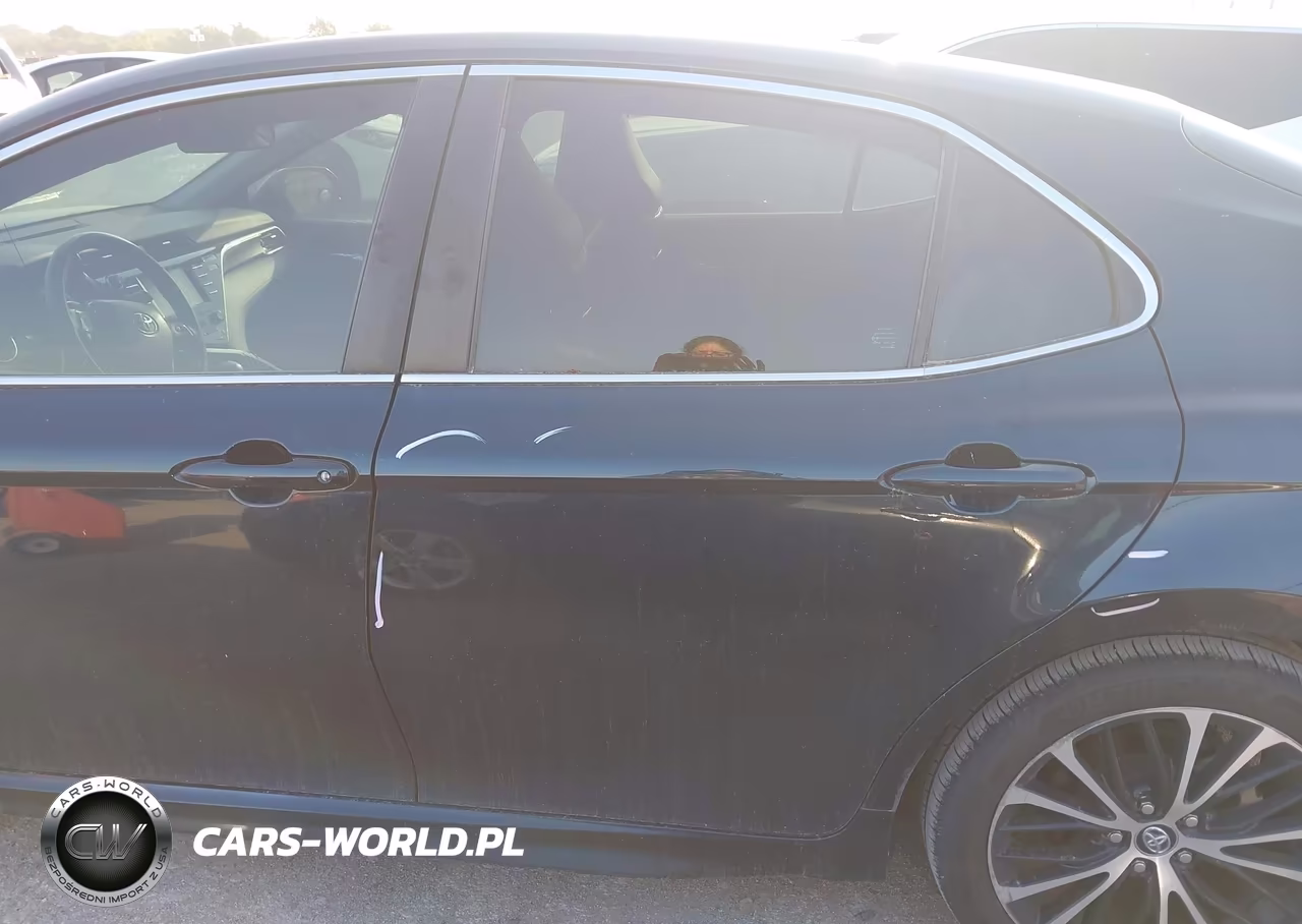 2018 Toyota Camry Se VIN:4T1B11HK8JU669284 - 14