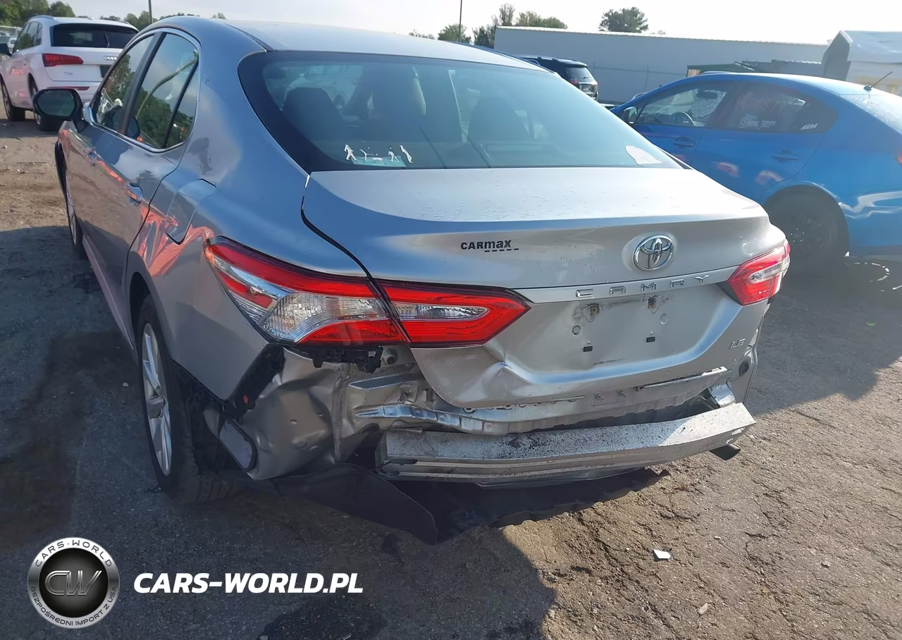 2018 Toyota Camry Le VIN:4T1B11HK6JU103222 - 6