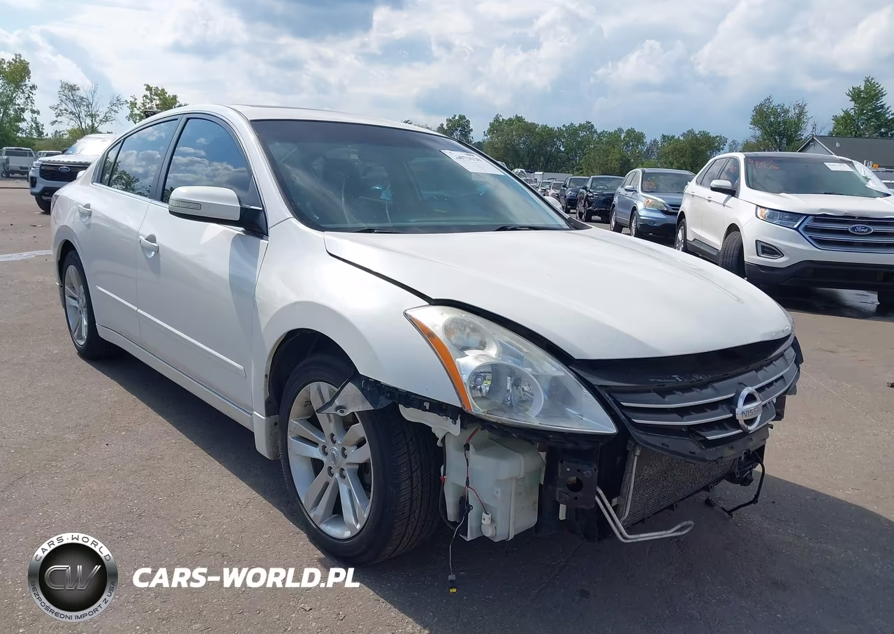 2012 Nissan Altima 3.5 Sr – zdjęcie 1 z 15