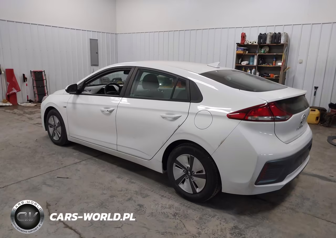 2020 Hyundai Ioniq Hybrid Blue VIN:KMHC65LC9LU233253 - 3