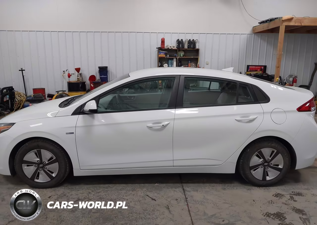 2020 Hyundai Ioniq Hybrid Blue VIN:KMHC65LC0LU233271 - 14