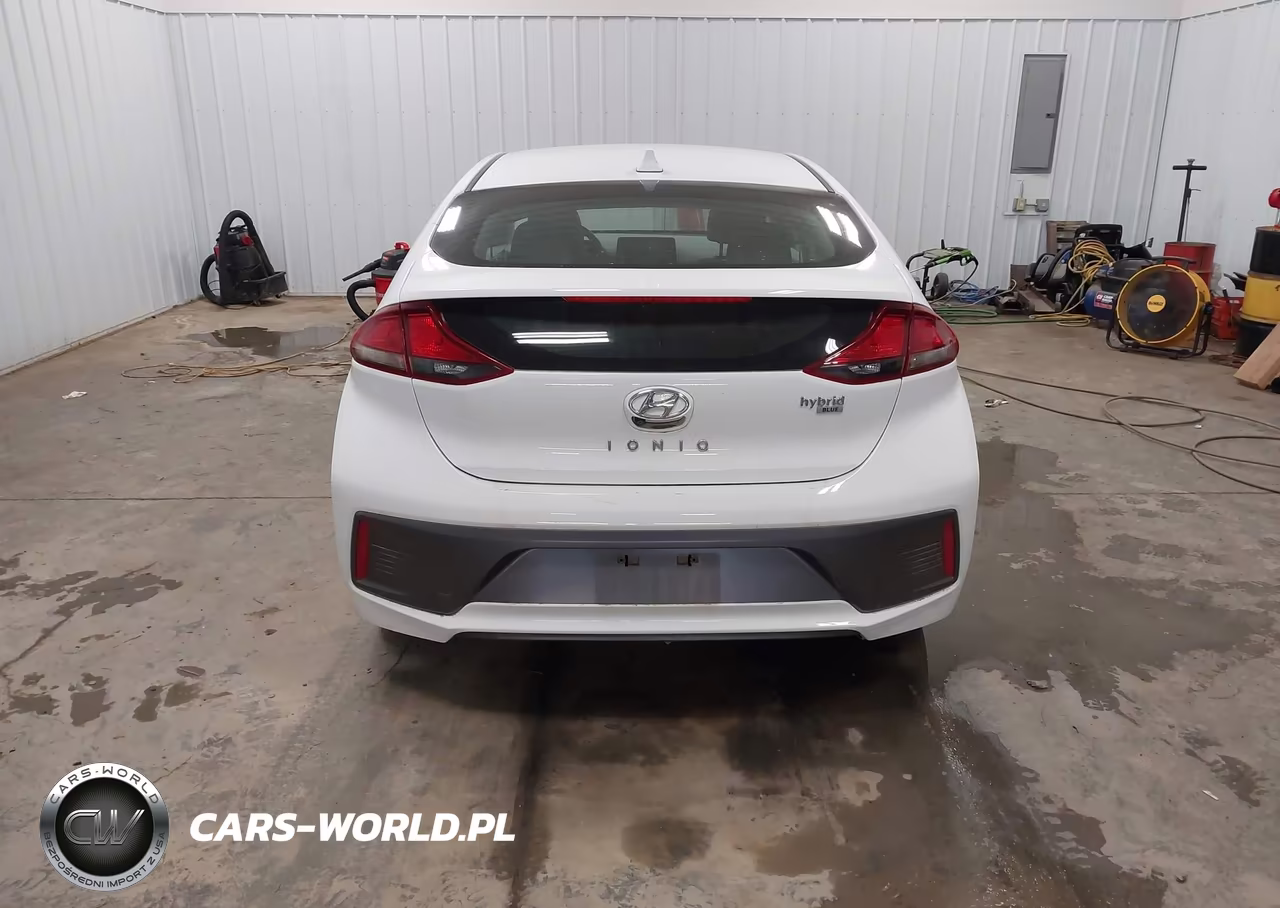 2020 Hyundai Ioniq Hybrid Blue VIN:KMHC65LC0LU233271 - 16