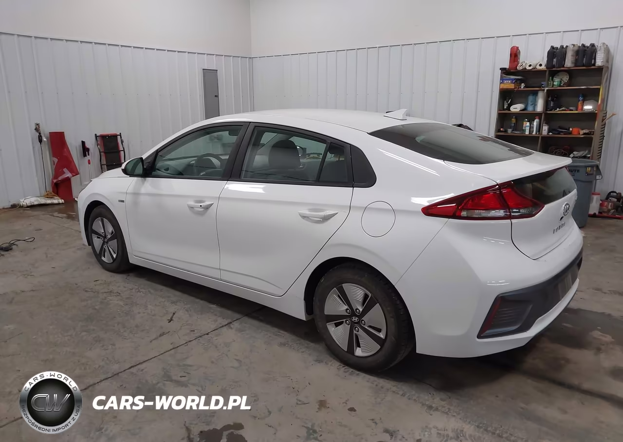2020 Hyundai Ioniq Hybrid Blue VIN:KMHC65LC0LU233271 - 3