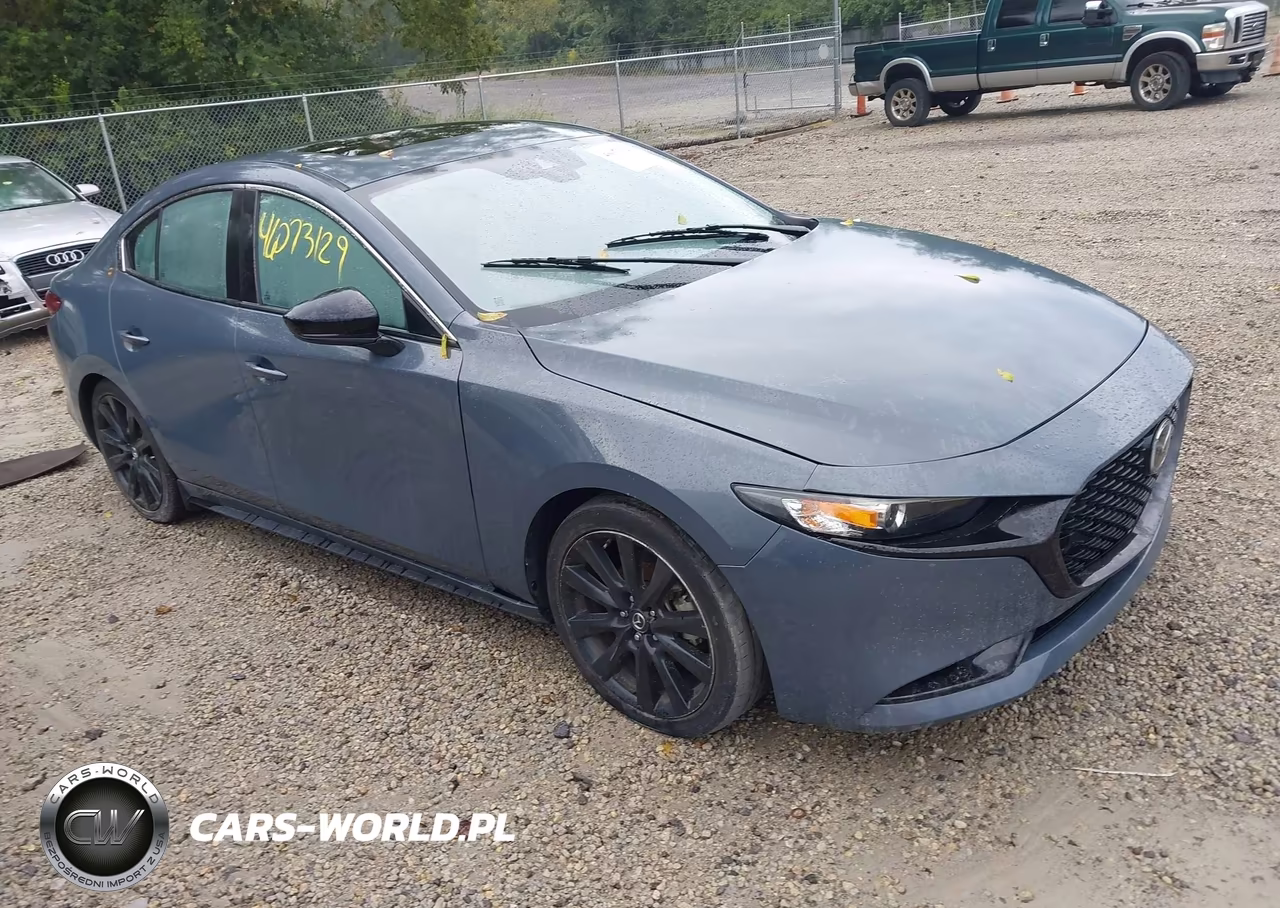 2022 Mazda Mazda3 Carbon Edition VIN:3MZBPACL6NM302054 - 1