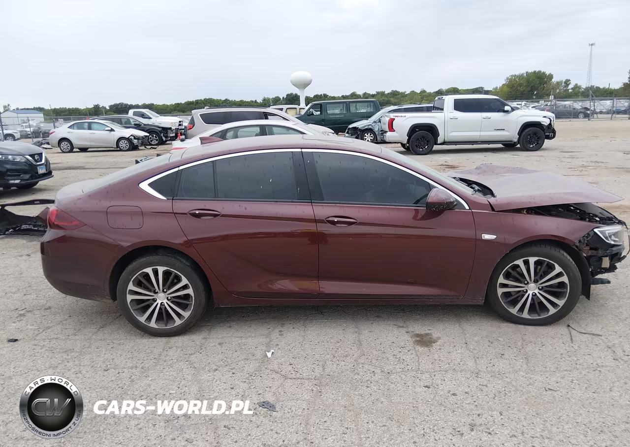 2018 Buick Regal Sportback Preferred Ii VIN:W04GN6SX7J1143935 - 13