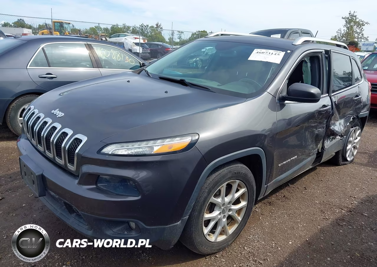 2015 Jeep Cherokee Latitude VIN:1C4PJMCS4FW686713 - 2