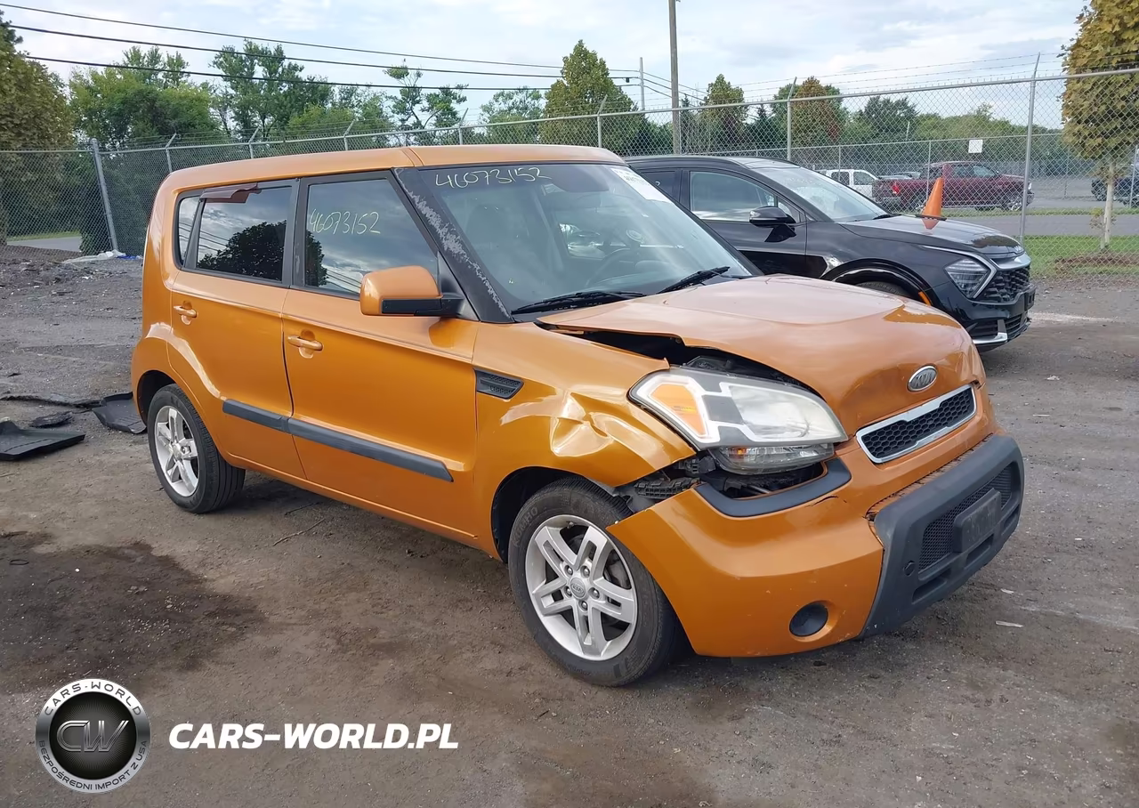 2011 Kia Soul +