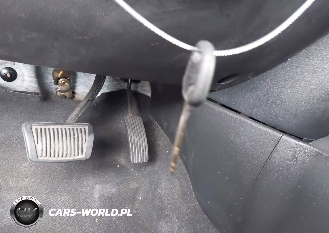 2011 Kia Soul + VIN:KNDJT2A2XB7319293 - 11