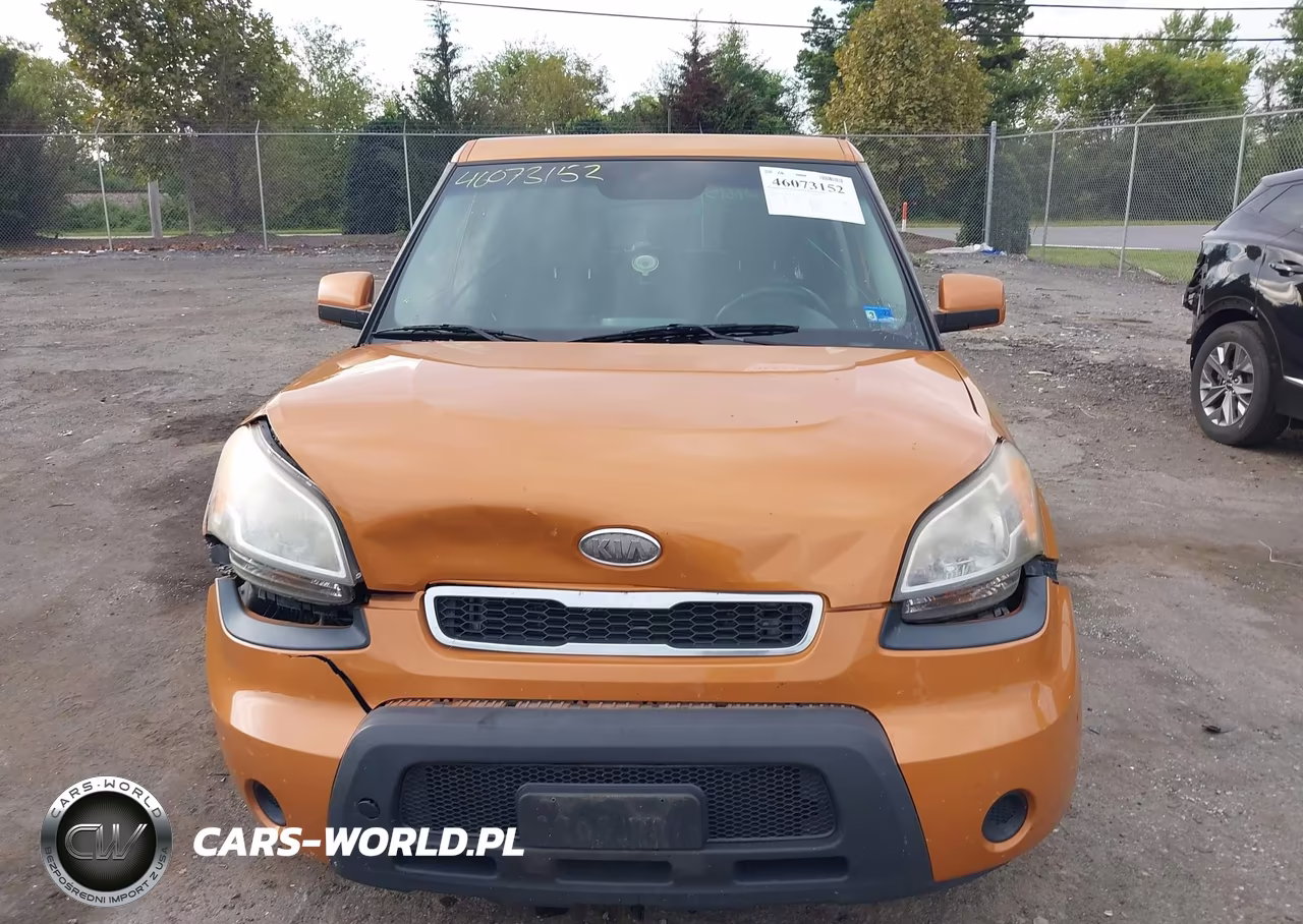 2011 Kia Soul + VIN:KNDJT2A2XB7319293 - 12