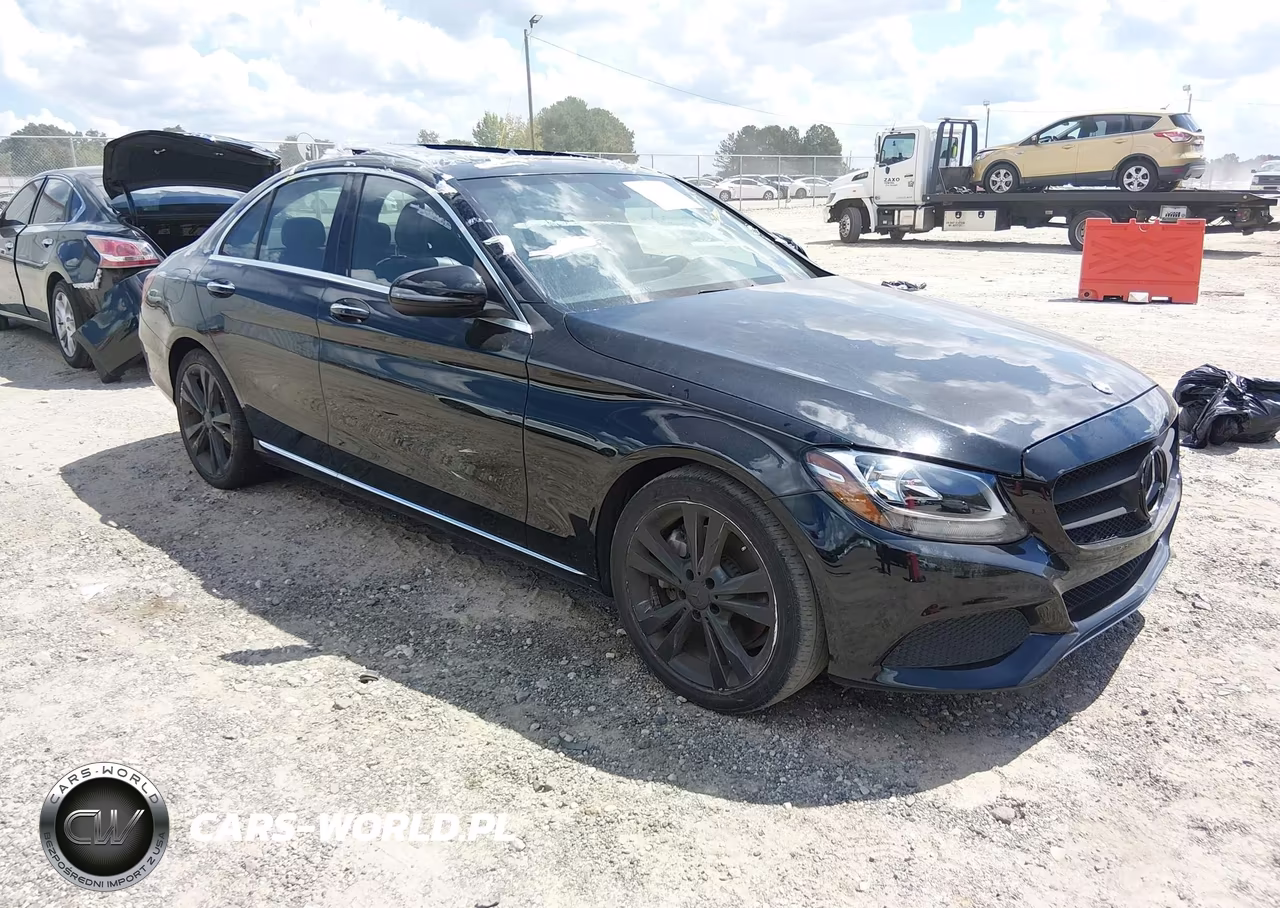 2018 Mercedes-Benz C 300 VIN:55SWF4JB1JU243723 - 1