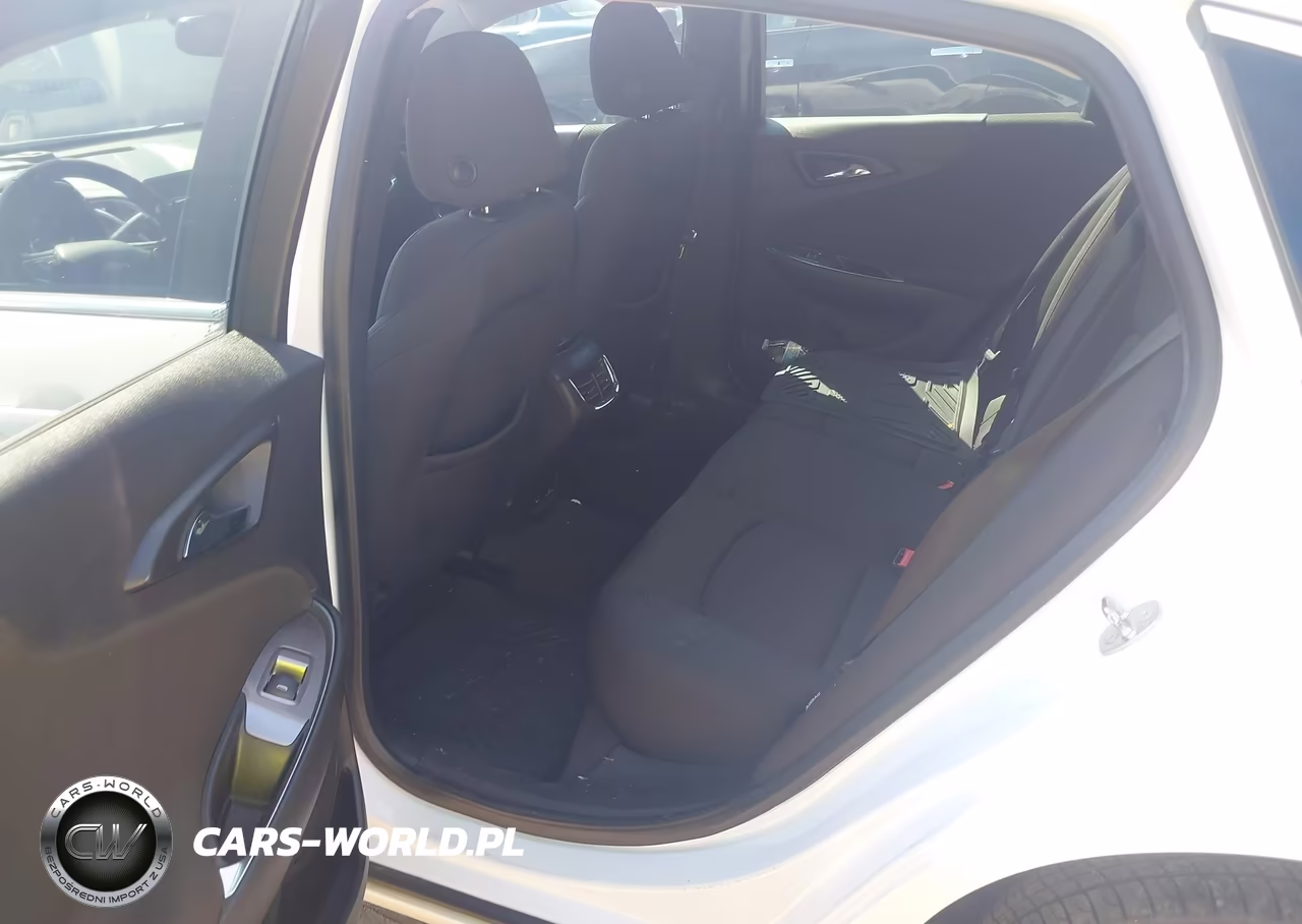 2018 Chevrolet Malibu Lt VIN:1G1ZD5ST9JF171109 - 8