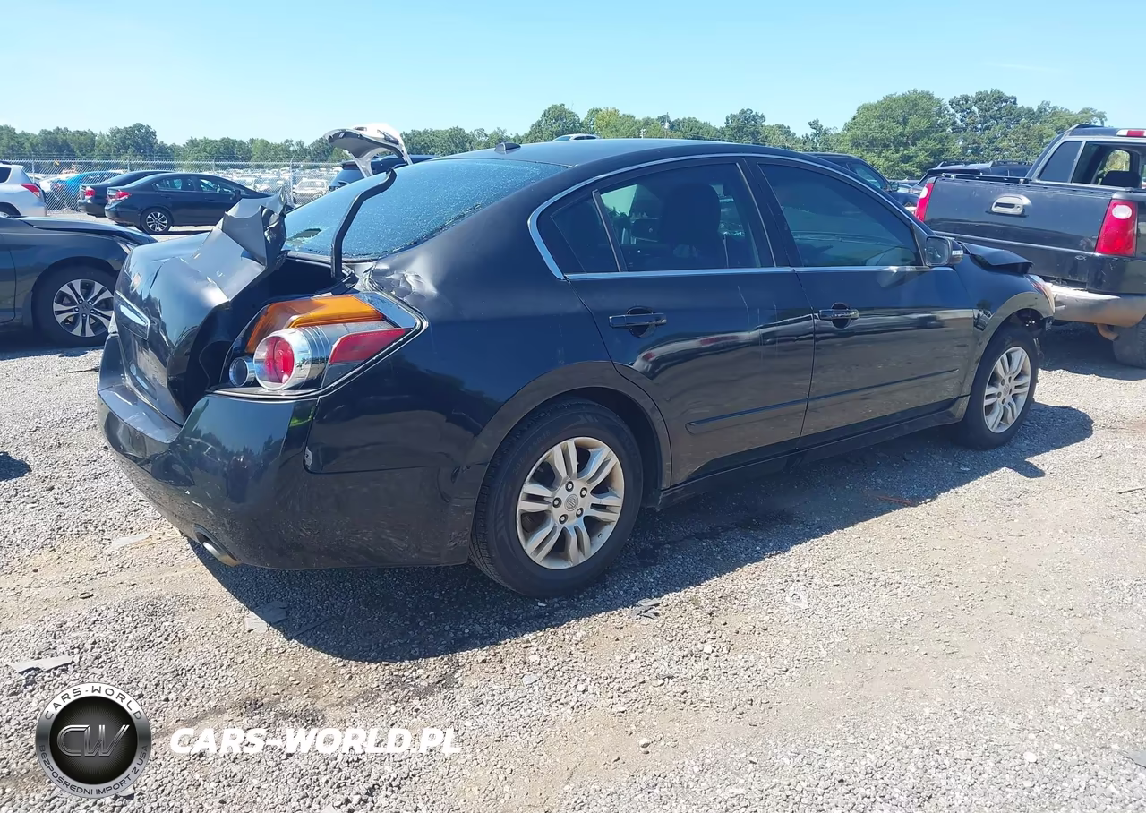 2012 Nissan Altima 2.5 S VIN:1N4AL2AP1CC131997 - 4