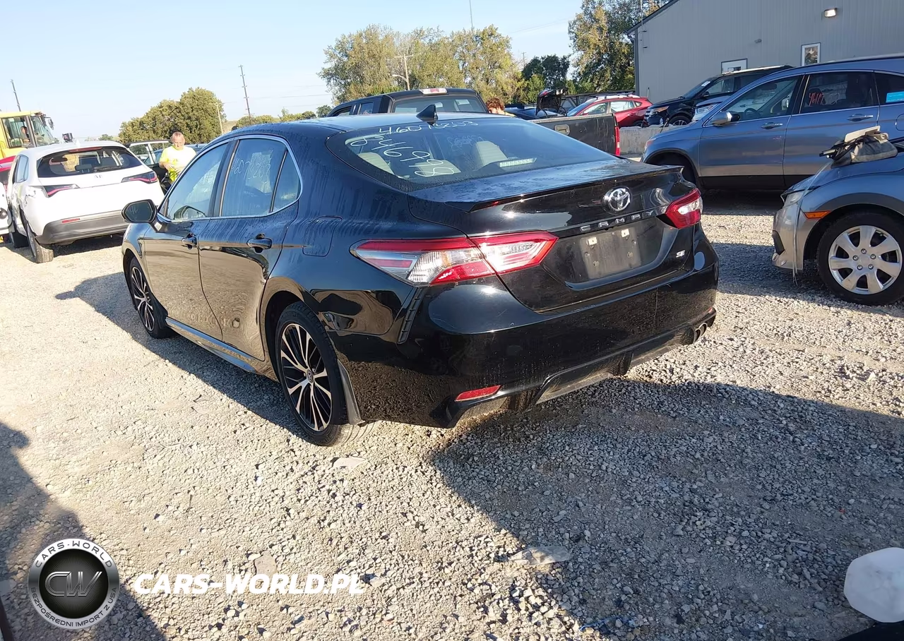 2019 Toyota Camry Se VIN:4T1B11HKXKU846998 - 3