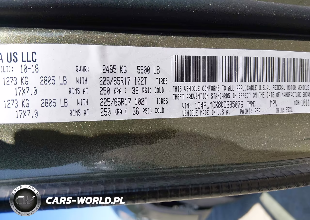 2019 Jeep Cherokee Latitude 4X4 VIN:1C4PJMCX8KD335076 - 9