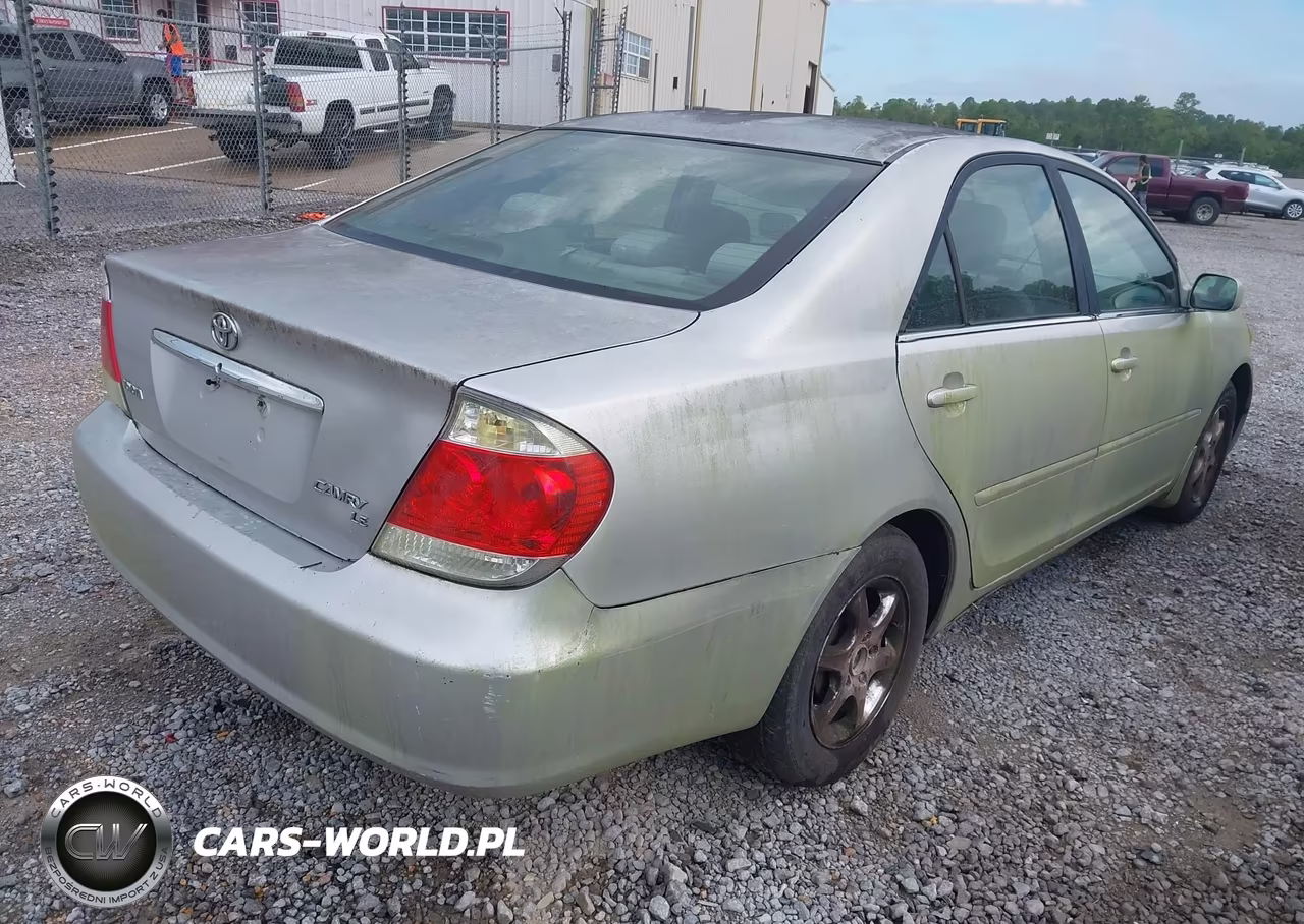 2006 Toyota Camry Le VIN:4T1BE32K56U681571 - 4