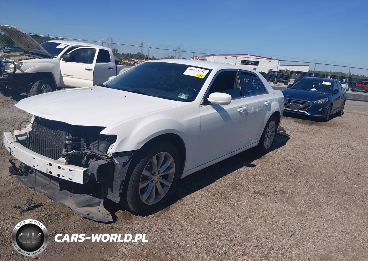 2017 Chrysler 300 Limited Awd VIN:2C3CCARG8HH541853 - 2