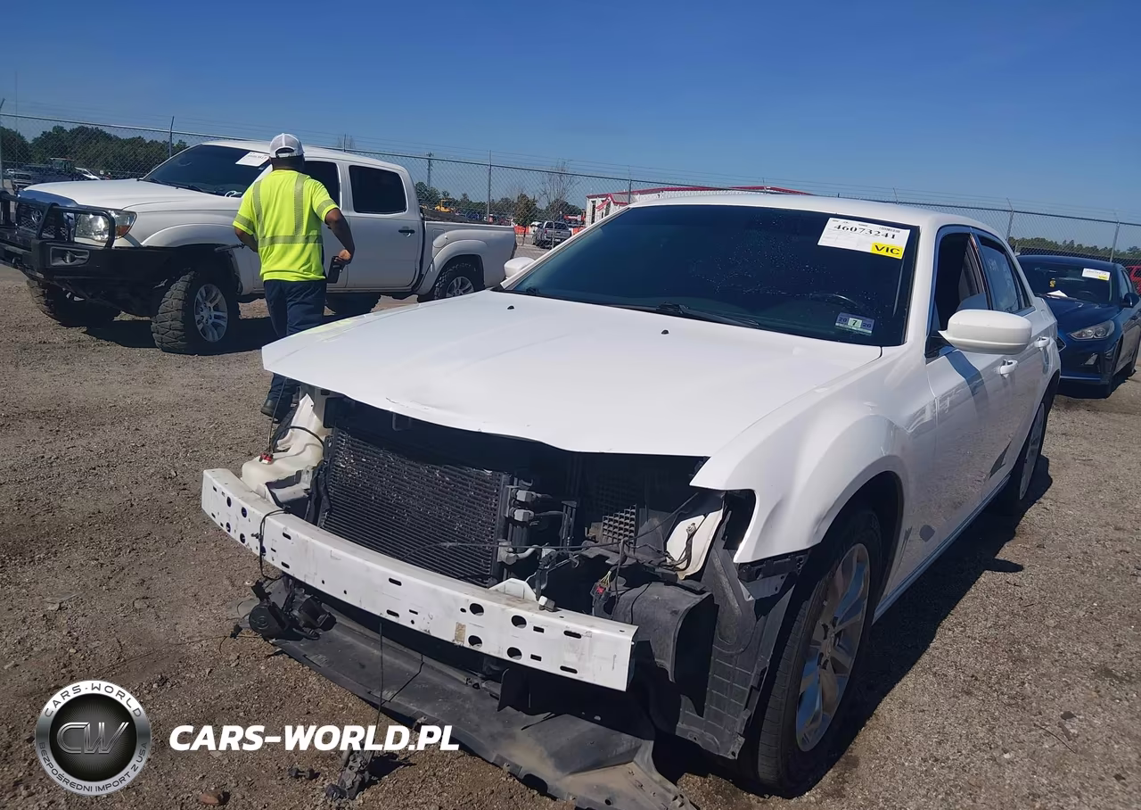2017 Chrysler 300 Limited Awd VIN:2C3CCARG8HH541853 - 6