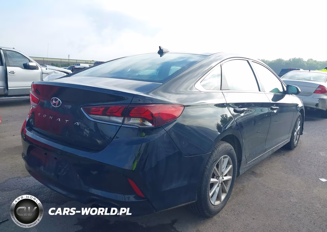 2019 Hyundai Sonata Se VIN:5NPE24AFXKH739201 - 4