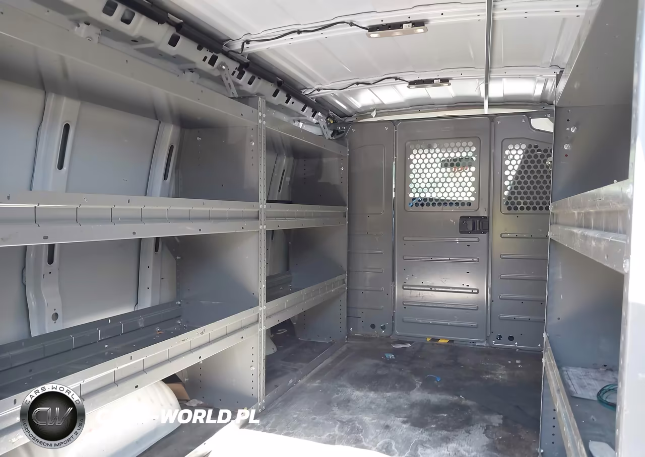 2019 Chevrolet Express 2500 VIN:1GCWGAFP4K1255537 - 9